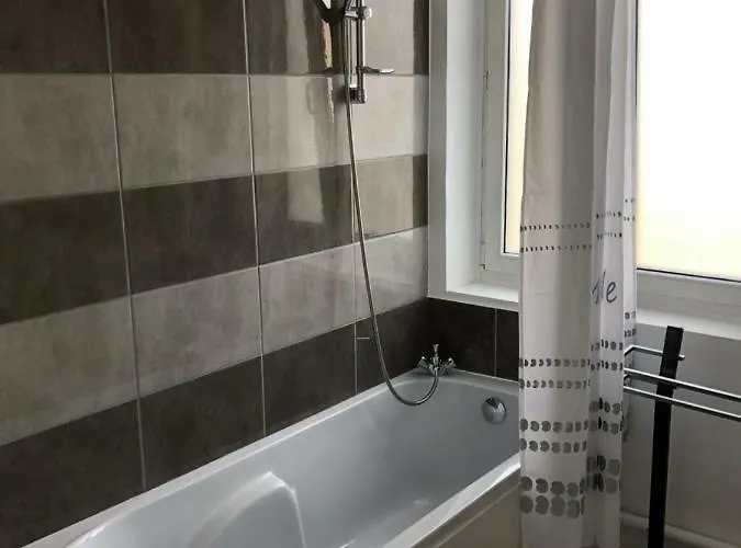 Les Charmantes Daire