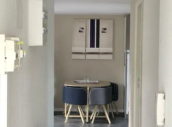 Les Charmantes Daire Cernay (Haut-Rhin)